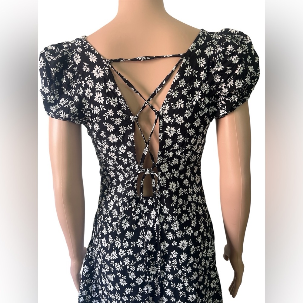 Fashion Nova Black and White Floral Mini Dress - Picture 6 of 8